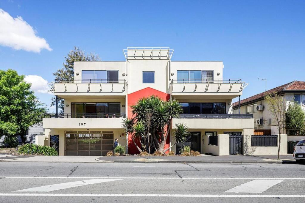 メルボルンCozy 1 Bedder In St Kilda With Balconyアパートメント エクステリア 写真